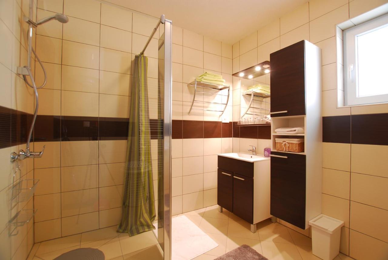 Apartments With A Parking Space Rijeka - 18146 Ngoại thất bức ảnh